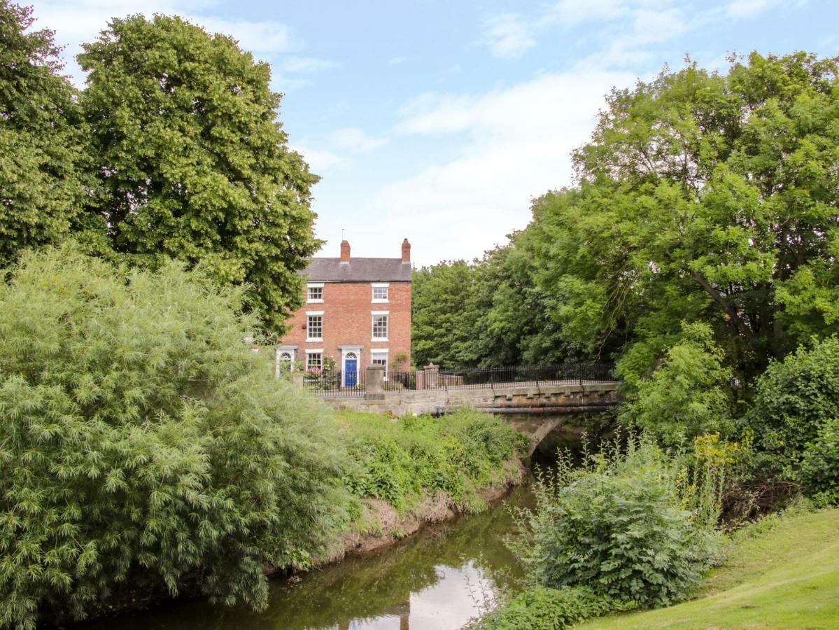 1 Reabrook Place Shrewsbury Exterior photo